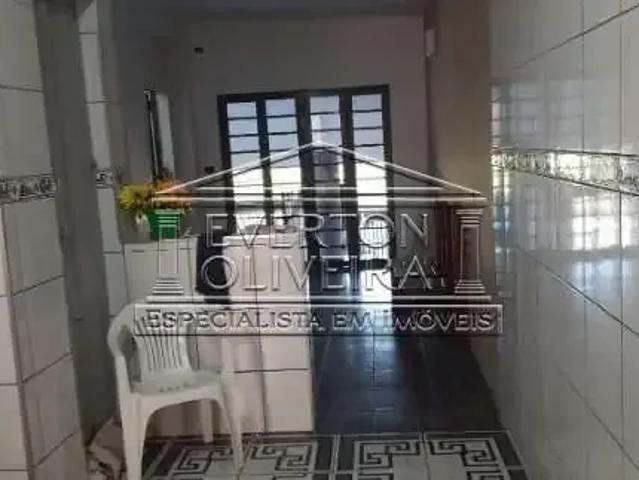 Casa / Sobrado para Venda em Jacareí/SP Conjunto Residencial Primeiro de Maio 3 Quartos