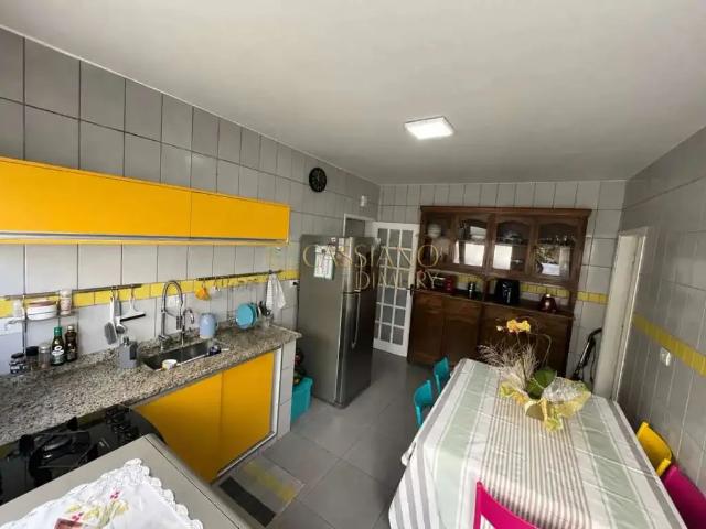 Casa / Sobrado para Venda em Jacareí/SP Centro 3 Quartos