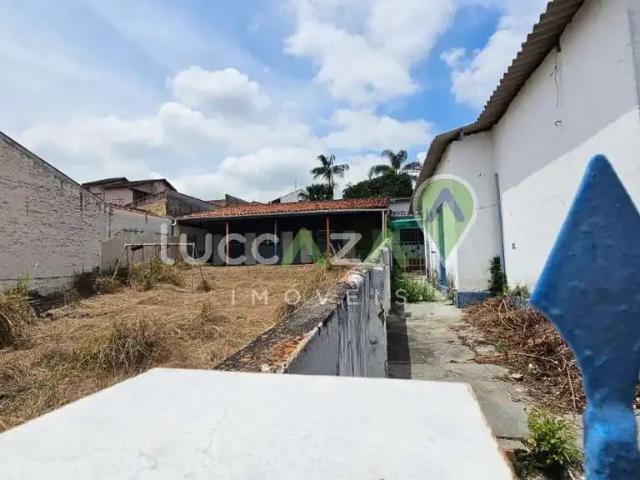 Casa / Sobrado para Venda em Jacareí/SP Centro 3 Quartos