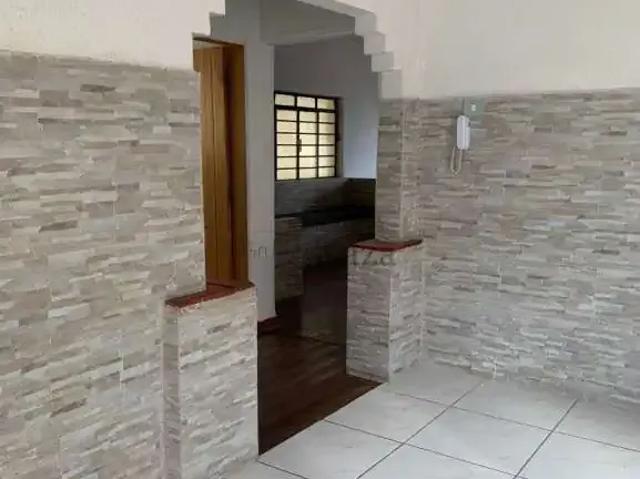 Casa / Sobrado para Venda em Jacareí/SP Centro 3 Quartos