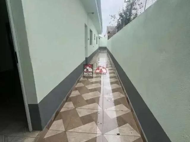 Casa / Sobrado para Venda em Jacareí/SP Cidade Salvador 2 Quartos