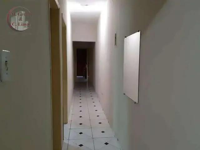 Casa / Sobrado para Venda em Jacareí/SP Cidade Salvador 3 Quartos