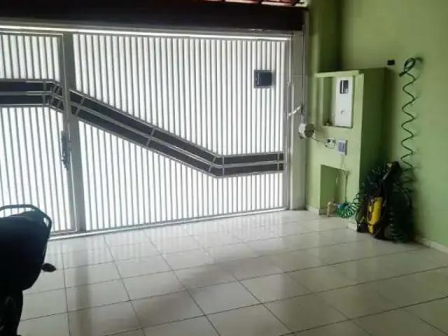 Casa / Sobrado para Venda em Jacareí/SP Cidade Salvador 3 Quartos