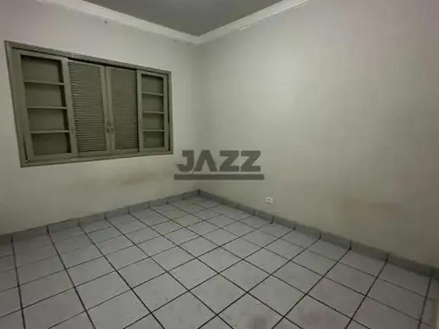Casa / Sobrado para Venda em Jacareí/SP Jardim Mesquita 4 Quartos