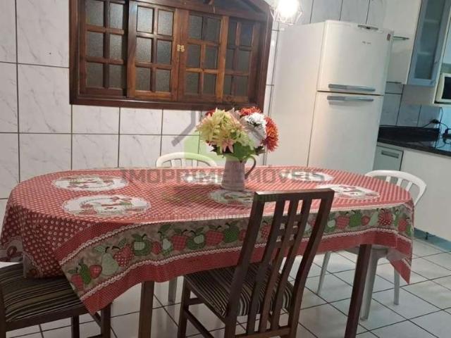 Casa / Sobrado para Venda em Jacareí/SP Jardim Altos de Santana I 4 Quartos