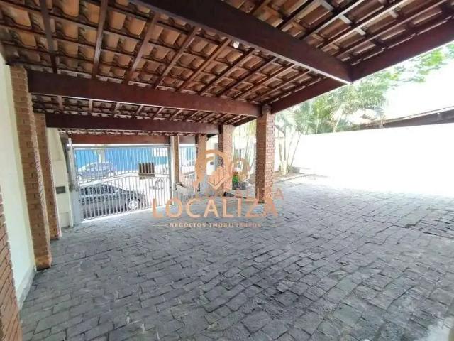 Casa / Sobrado para Venda em Jacareí/SP Jardim América 4 Quartos
