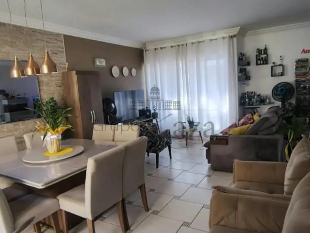 Casa / Sobrado para Venda em Jacareí/SP Jardim Bela Vista 3 Quartos