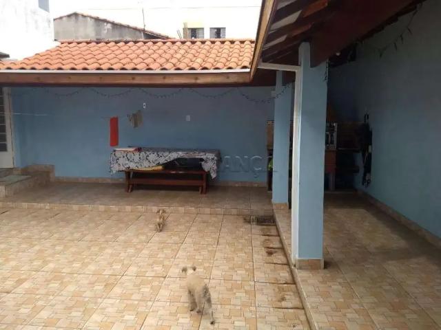 Casa / Sobrado para Venda em Jacareí/SP Jardim das Indústrias 3 Quartos