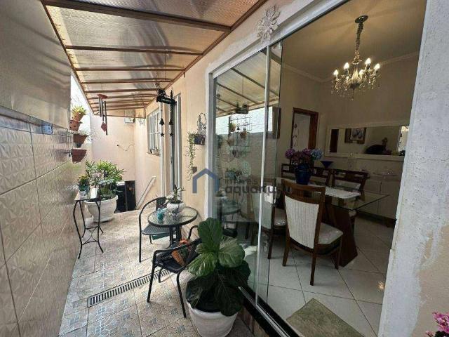 Casa / Sobrado para Venda em Jacareí/SP Jardim das Indústrias 3 Quartos
