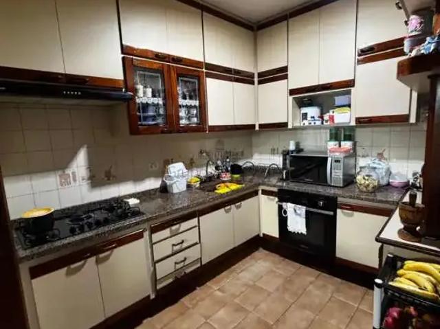 Casa / Sobrado para Venda em Jacareí/SP Jardim Esperança 4 Quartos