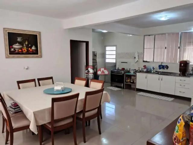 Casa / Sobrado para Venda em Jacareí/SP Jardim Flórida 3 Quartos