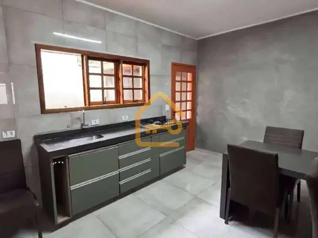 Casa / Sobrado para Venda em Jacareí/SP Jardim Santa Maria 3 Quartos