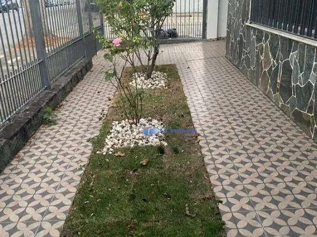 Casa / Sobrado para Venda em Jacareí/SP Jardim Santa Maria 3 Quartos