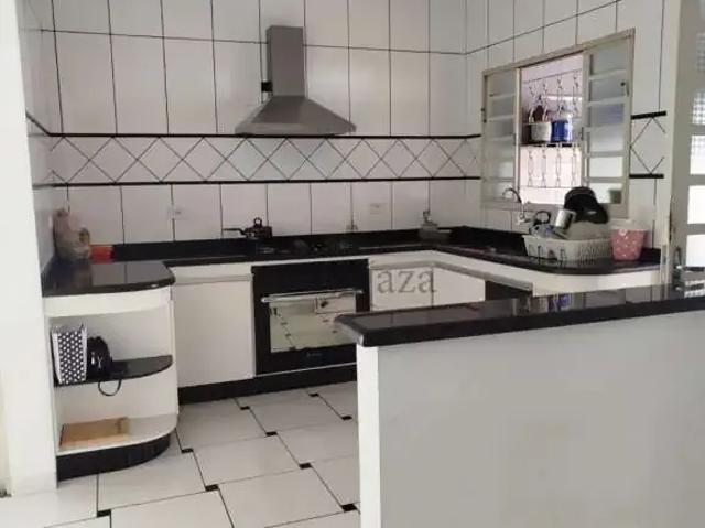 Casa / Sobrado para Venda em Jacareí/SP Jardim Santa Marina 2 Quartos