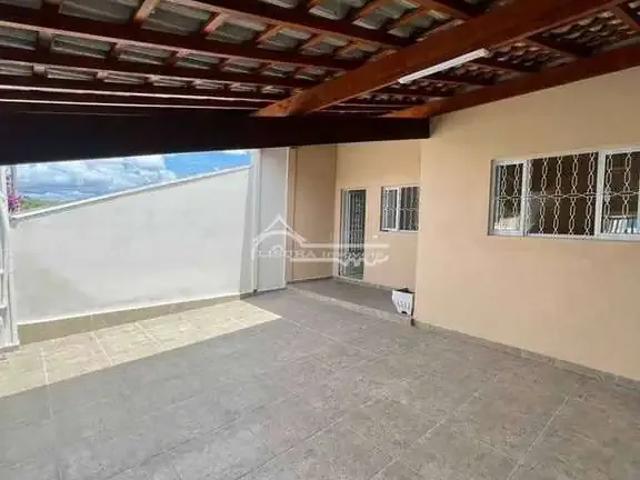 Casa / Sobrado para Venda em Jacareí/SP Jardim Sant'Anna do Pedregulho 3 Quartos