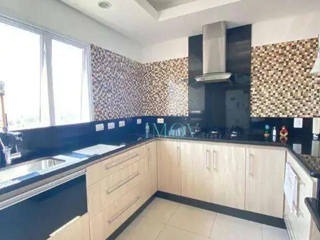 Casa / Sobrado para Venda em Jacareí/SP Jardim Terras de São João 4 Quartos