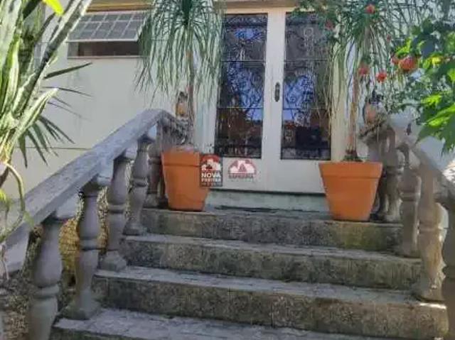 Casa / Sobrado para Venda em Jacareí/SP Jardim Terras de São João 5 Quartos