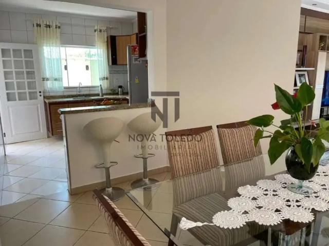 Casa / Sobrado para Venda em Jacareí/SP Jardim Terras de São João 3 Quartos