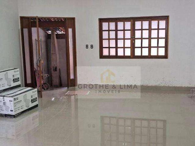 Casa / Sobrado para Venda em Jacareí/SP Loteamento Villa Branca 3 Quartos