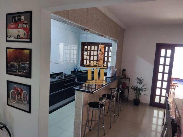 Casa / Sobrado para Venda em Jacareí/SP Loteamento Villa Branca 3 Quartos