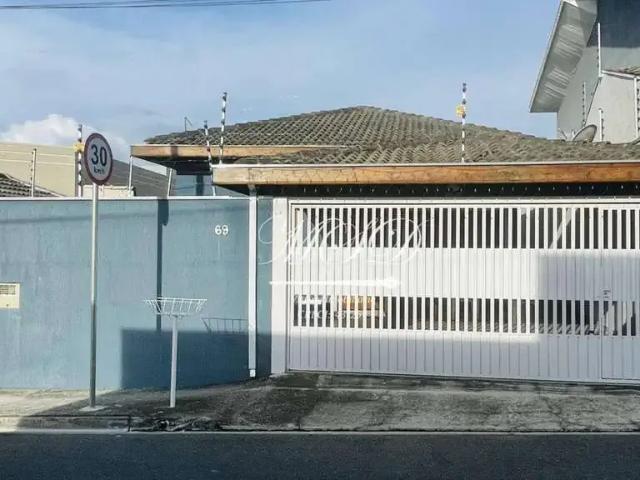 Casa / Sobrado para Venda em Jacareí/SP Loteamento Villa Branca 3 Quartos