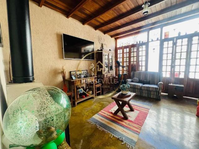 Casa / Sobrado para Venda em Jacareí/SP Loteamento Villa Branca 3 Quartos