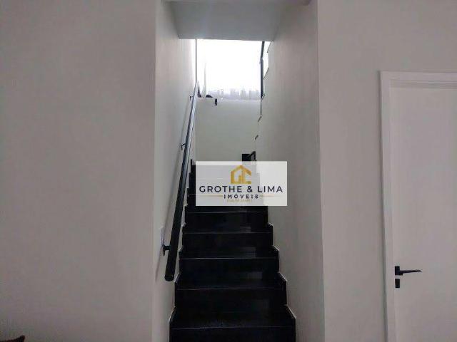 Casa / Sobrado para Venda em Jacareí/SP Loteamento Villa Branca 3 Quartos