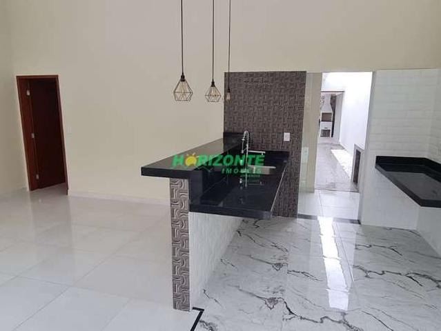 Casa / Sobrado para Venda em Jacareí/SP Loteamento Villa Branca 3 Quartos