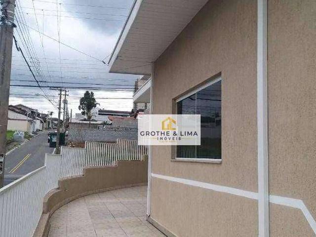 Casa / Sobrado para Venda em Jacareí/SP Loteamento Villa Branca 3 Quartos