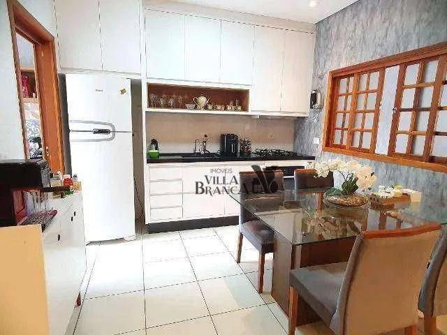 Casa / Sobrado para Venda em Jacareí/SP Loteamento Villa Branca 3 Quartos