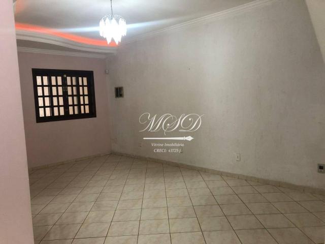 Casa / Sobrado para Venda em Jacareí/SP Loteamento Villa Branca 4 Quartos