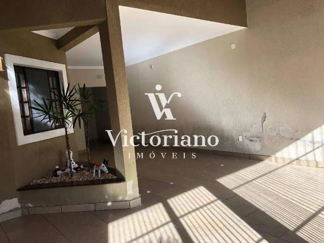 Casa / Sobrado para Venda em Jacareí/SP Loteamento Villa Branca 4 Quartos