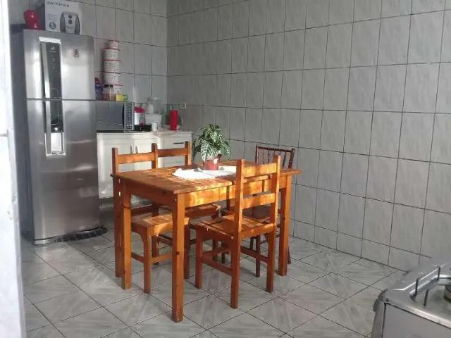 Casa / Sobrado para Venda em Jacareí/SP Parque Califórnia 3 Quartos