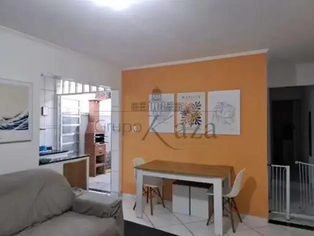 Casa / Sobrado para Venda em Jacareí/SP Parque Califórnia 2 Quartos