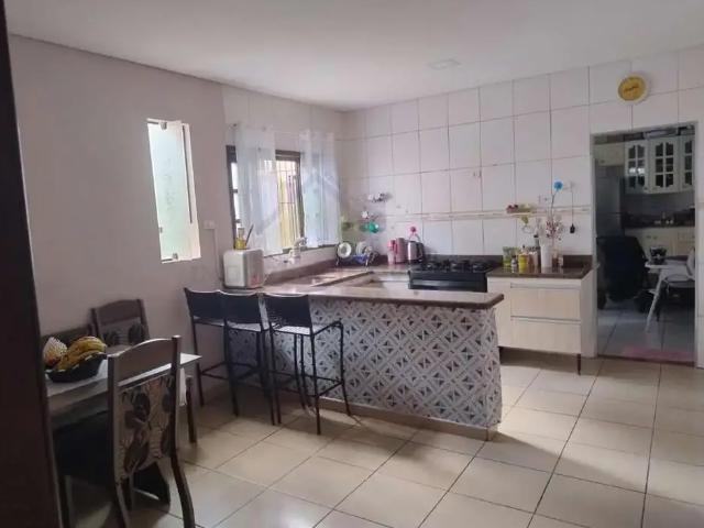 Casa / Sobrado para Venda em Jacareí/SP Parque Santo Antônio 2 Quartos