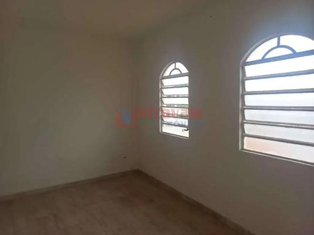 Casa / Sobrado para Venda em Jacareí/SP Parque Santo Antônio 2 Quartos