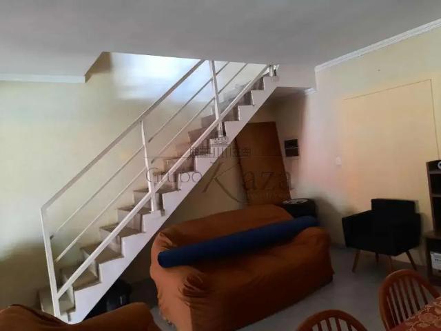 Casa / Sobrado para Venda em Jacareí/SP Residencial Santa Paula 3 Quartos
