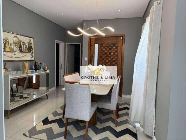 Casa / Sobrado para Venda em Jacareí/SP Residencial Santa Paula 4 Quartos