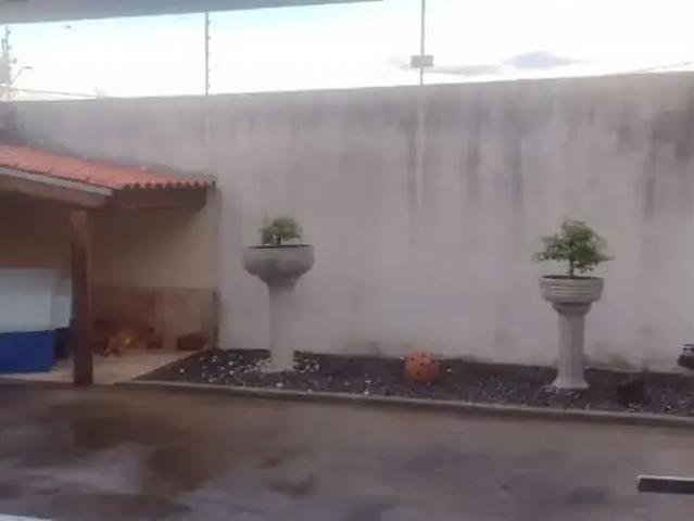 Casa / Sobrado para Venda em Jacareí/SP Residencial Parque dos Sinos 2 Quartos