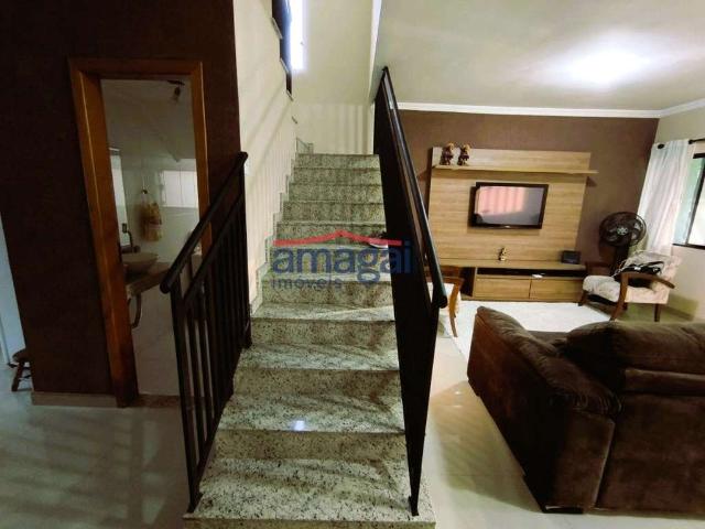 Casa / Sobrado para Venda em Jacareí/SP Residencial Parque dos Sinos 3 Quartos