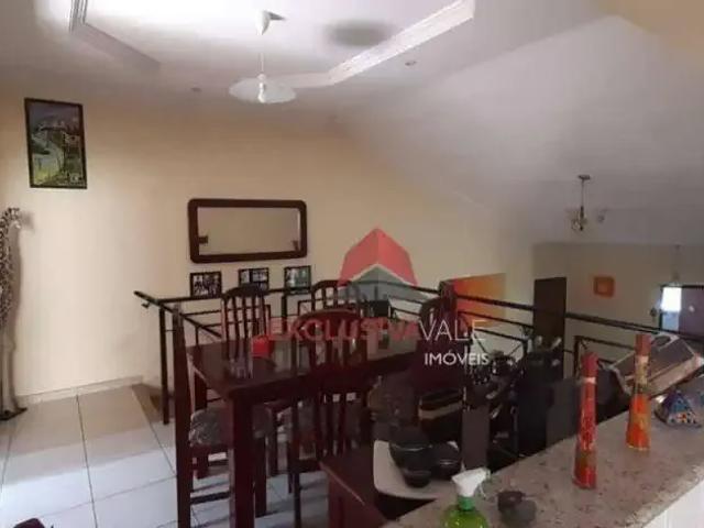 Casa / Sobrado para Venda em Jacareí/SP Vila Zezé 3 Quartos
