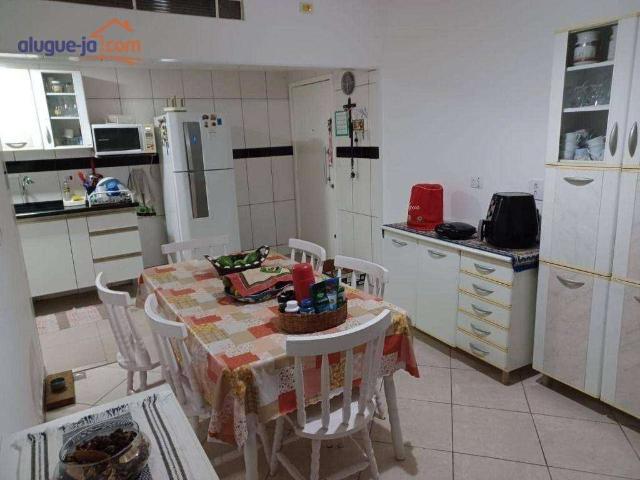 Casa / Sobrado para Venda em Jacareí/SP Vila Pinheiro 3 Quartos