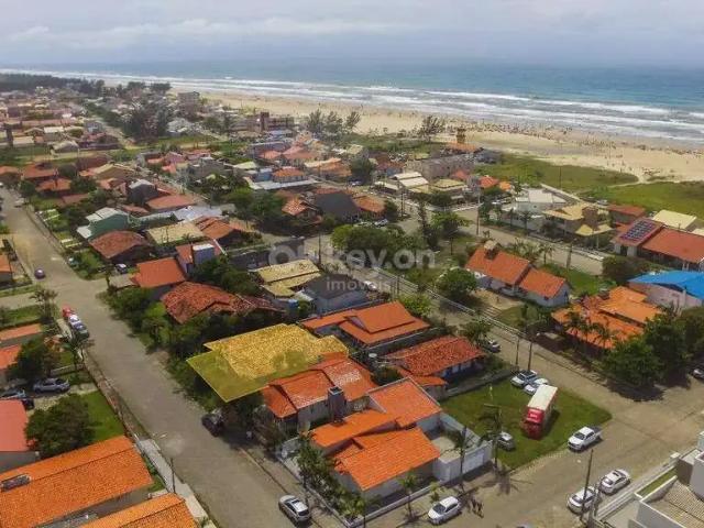 Casa / Sobrado para Venda em Jaguaruna/SC Balneário Arroio Corrente 3 Quartos