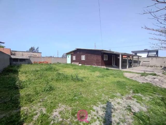 Casa / Sobrado para Venda em Jaguaruna/SC Camacho 3 Quartos