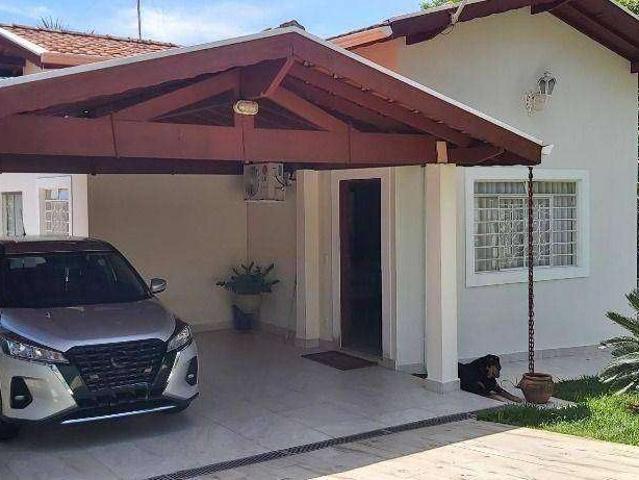 Casa / Sobrado para Venda em Jaguariúna/SP Colinas do Castelo 3 Quartos