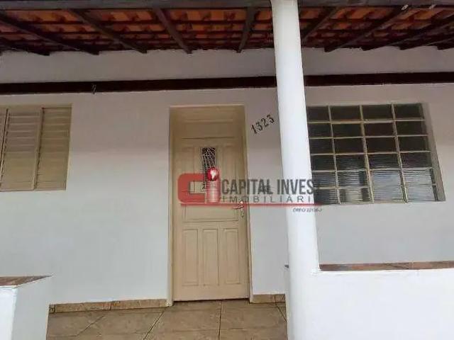 Casa / Sobrado para Venda em Jaguariúna/SP Centro 3 Quartos