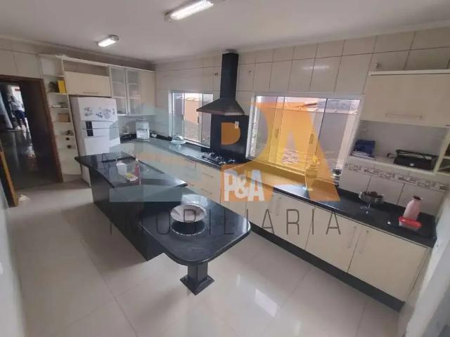 Casa / Sobrado para Venda em Jaguariúna/SP Jardim Imperial 2 Quartos