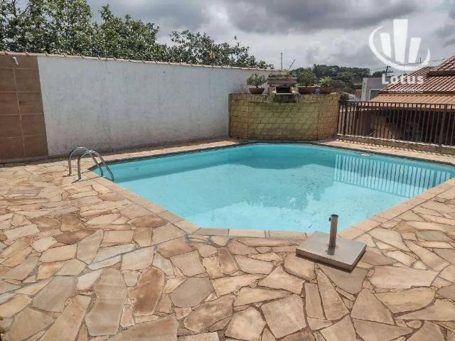 Casa / Sobrado para Venda em Jaguariúna/SP Loteamento Capotuna 5 Quartos