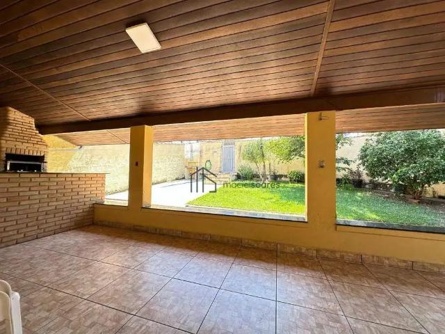 Casa / Sobrado para Venda em Jaguariúna/SP Nova Jaguariúna 4 Quartos