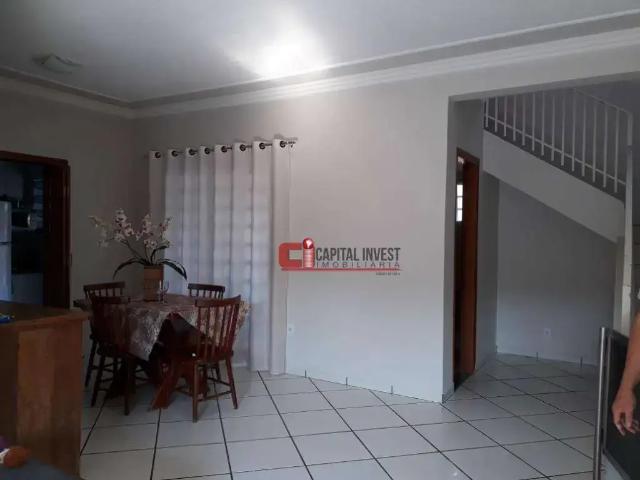 Casa / Sobrado para Venda em Jaguariúna/SP Nova Jaguariúna 4 Quartos